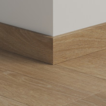 Плинтус прямой для LVT Pergo Дуб горный темный PGVSK40102 12х58х2400 мм